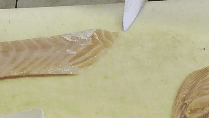 Salmon Nigiri 4pc